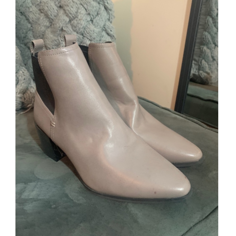 H&M Chelsea Boot - Picture 2 of 3
